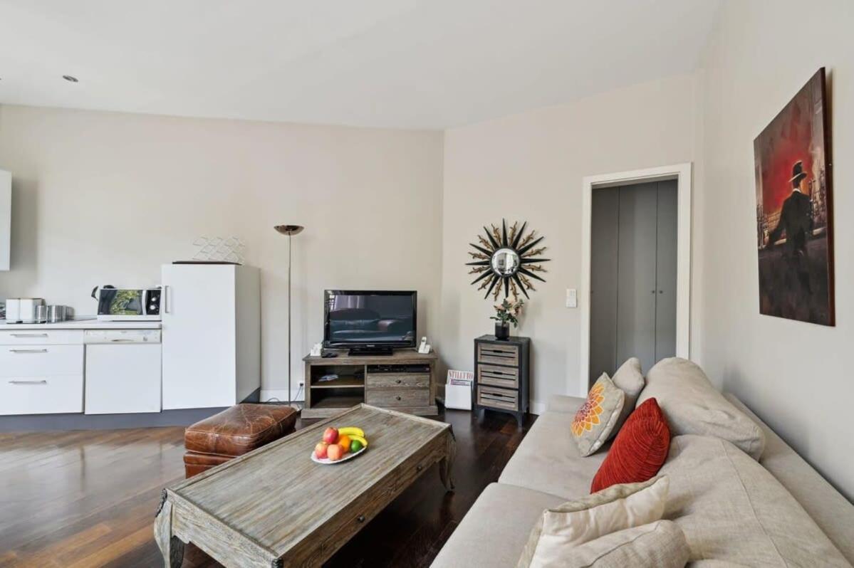 1Br Champs-Elysees - Cityapartmentstay Parigi Esterno foto