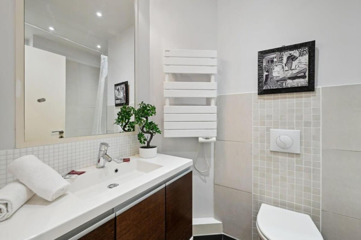1Br Champs-Elysees - Cityapartmentstay Parigi Esterno foto