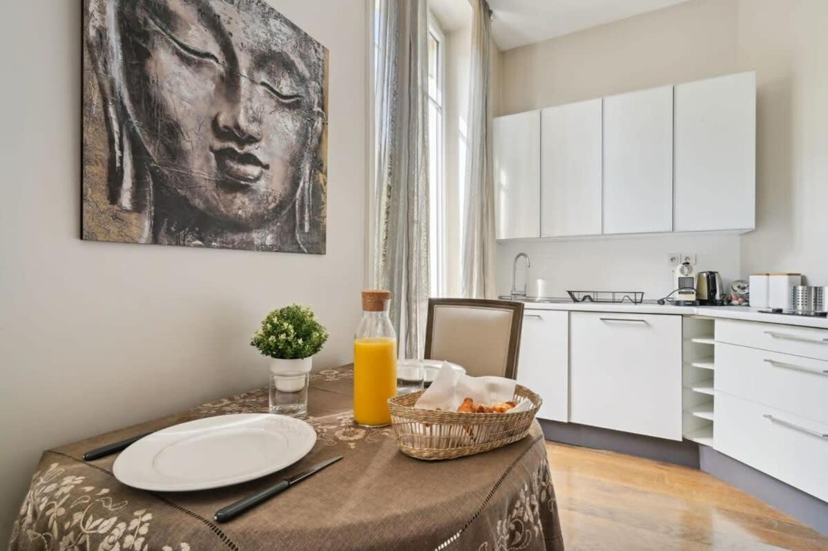 1Br Champs-Elysees - Cityapartmentstay Parigi Esterno foto